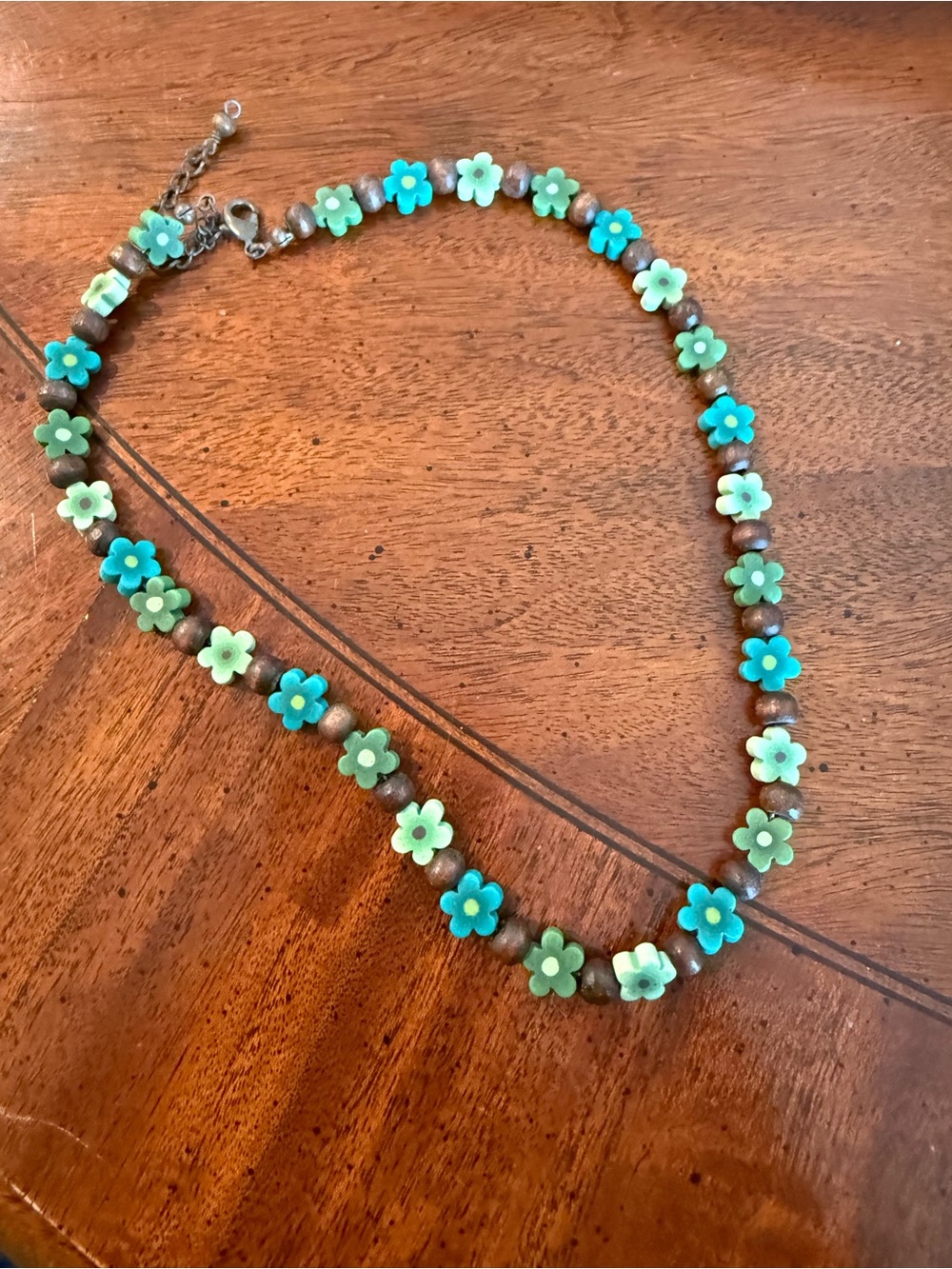Daisy chain necklace - Turquoise & Mint Green brown wood beads